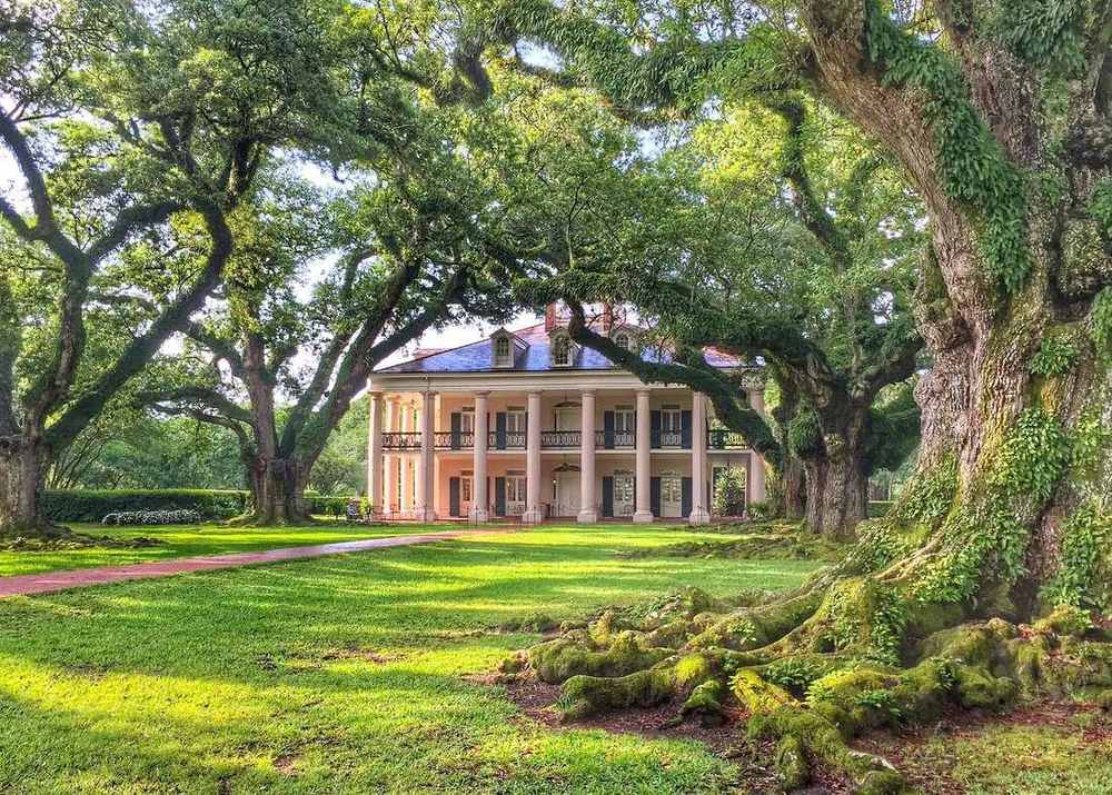 Oak Alley Plantation Tour with Transportation